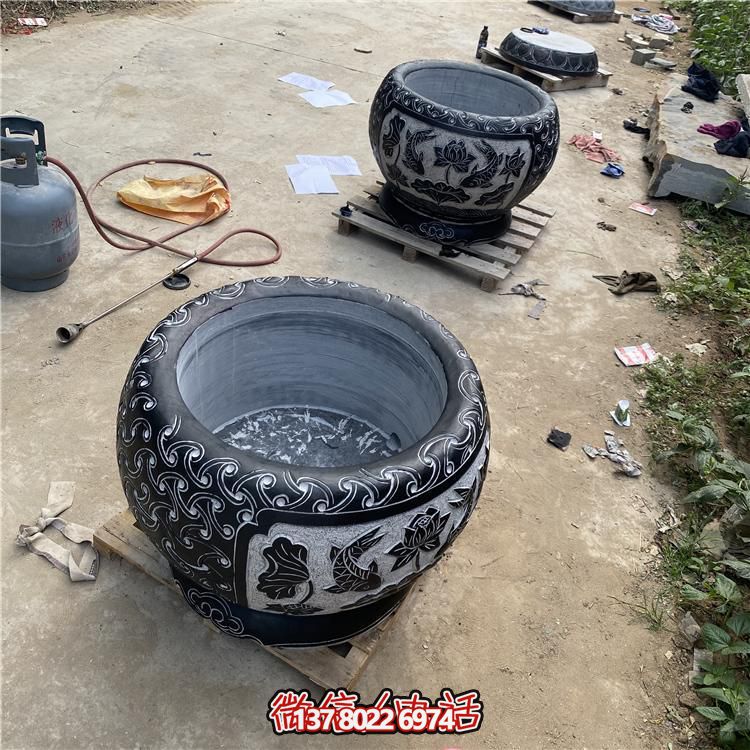 精美大理石養(yǎng)魚水缸，為您的景點(diǎn)增添美感