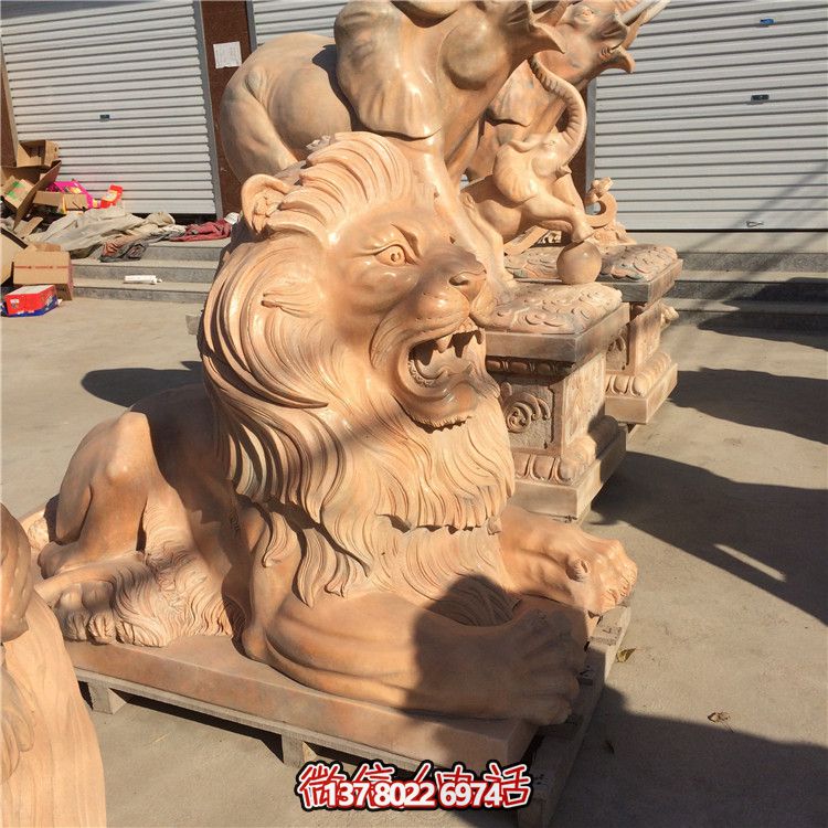 傳統(tǒng)文化與現代藝術的完美結合——戶外紅石雕獅子雕塑 傳統(tǒng)文化與現代藝術的完美結合——戶外紅石雕獅子雕塑