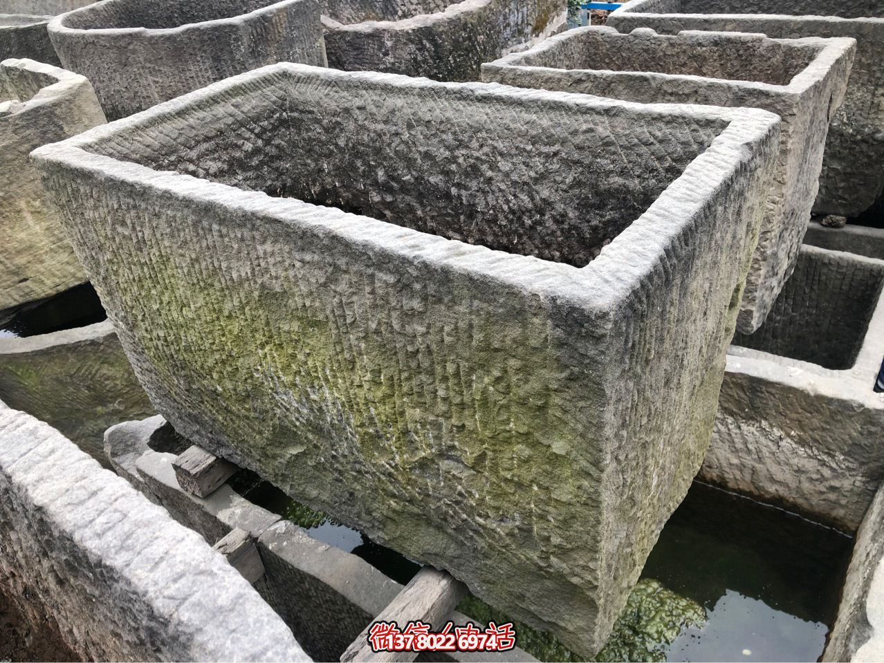 魚(yú)缸麻花木箱青石花盆雕塑 魚(yú)缸麻花木箱青石花盆雕塑