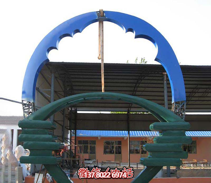 創(chuàng)意玻璃鋼戶(hù)外公園圓環(huán)雕塑